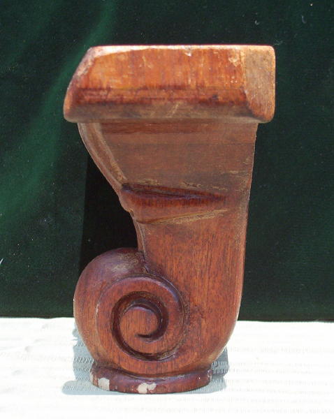 002c_scroll_side.jpg