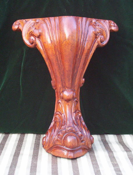 003_leafscroll_front.jpg